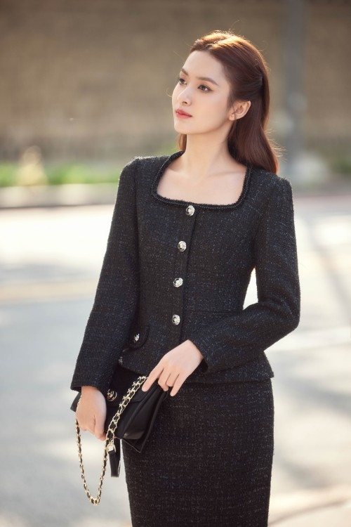 Sixdo Black Straight Midi Tweed Skirt