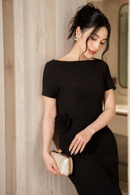 Sixdo Black Sabrina Collar Midi Woven Dress