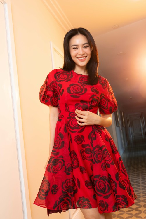 Red Rose Midi Dress