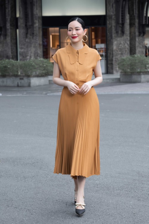 Glitzy Gold Pleated Midi Silk Dress