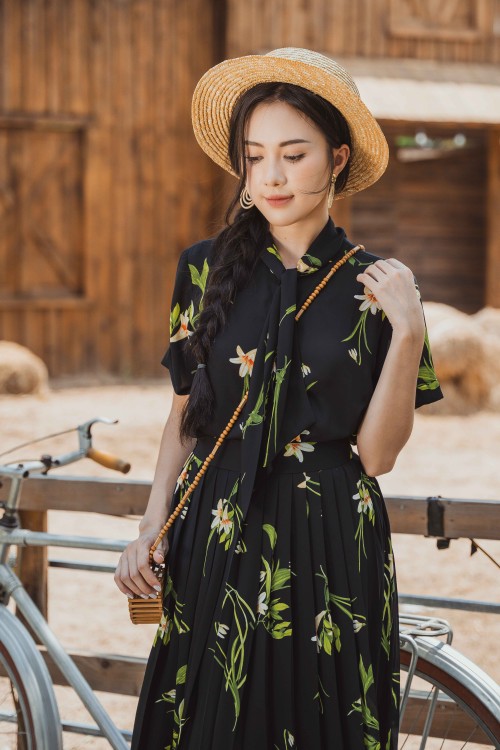 Black Floral Voile Top 1 (Áo nữ)