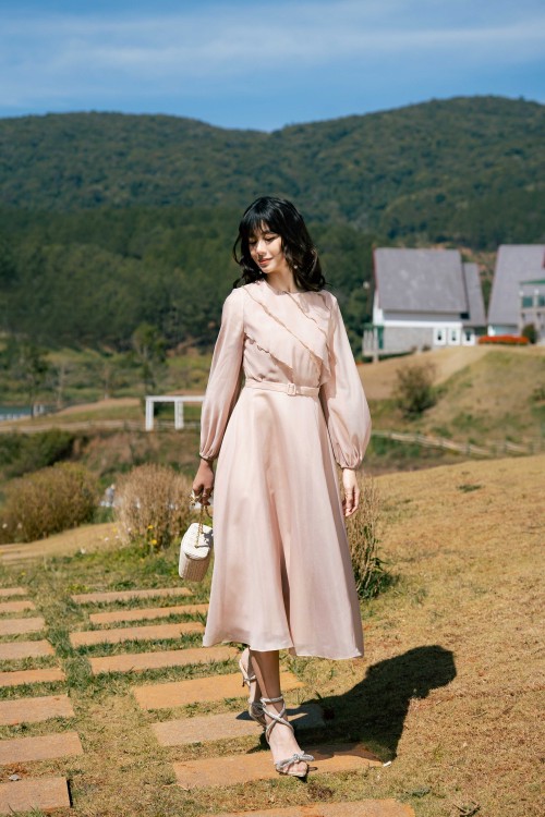 Nude Balloon Sleeves Midi Dress