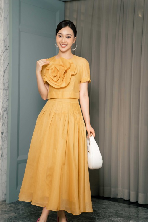 Yellow Pleated Midi Skirt