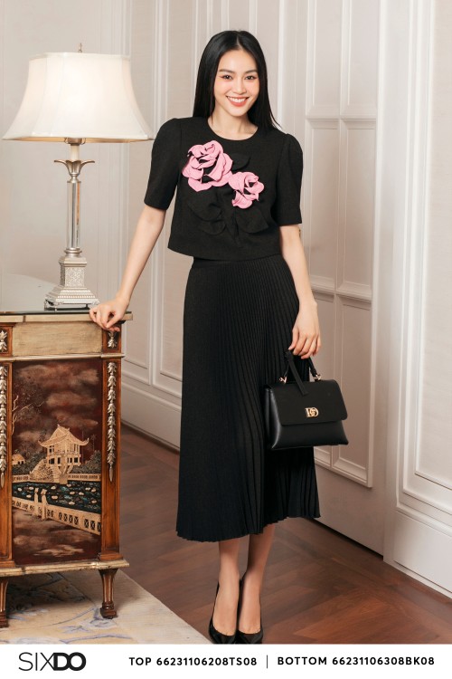 Black Pleated Tweed Midi Skirt