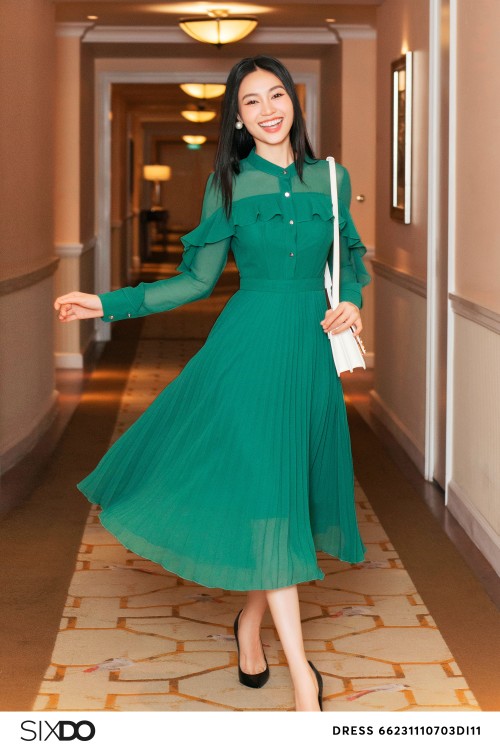 Green Pleated Chiffon Midi Dress