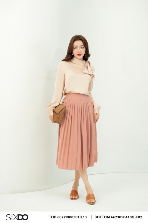 Beige High Neck Silk Top (Áo nữ)