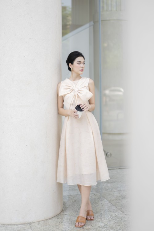 Nude Bow-tie Organza Midi Dress