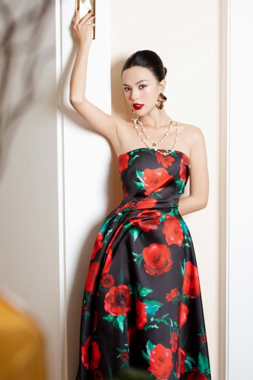 Sixdo Black Floral Print Taffeta Dress