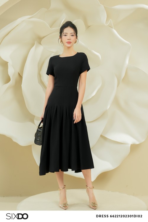 Sixdo Black Gored Midi Woven Dress