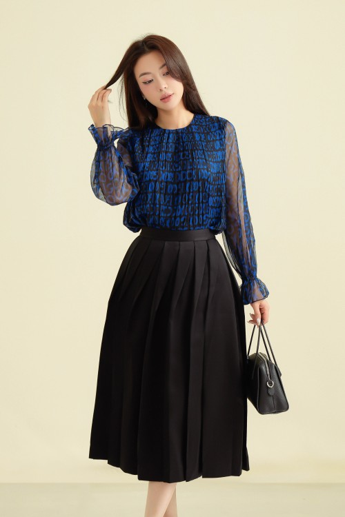 Sixdo Black Pleated Taffeta Midi Skirt