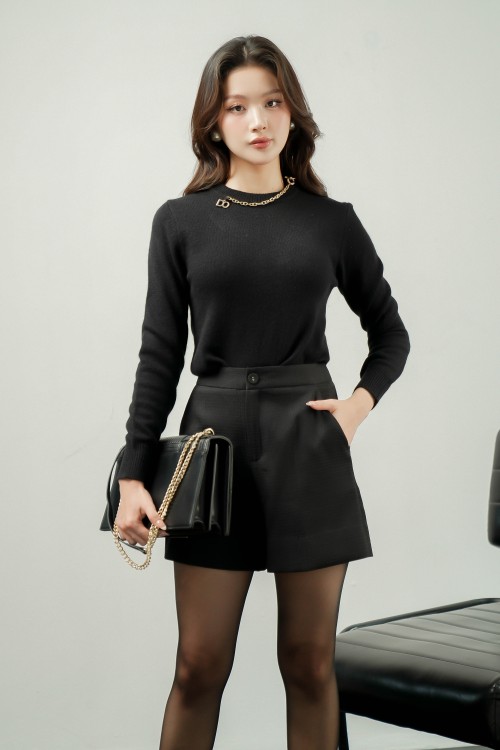 Long Sleeve Round Neck Woven Top