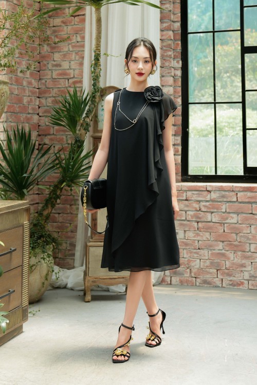 Black Round Neck Midi Voile Dress