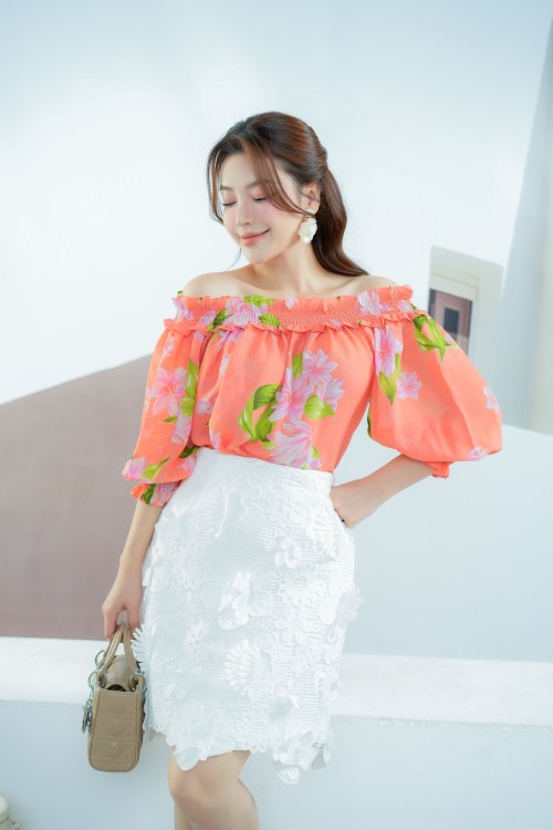 Floral Off-shoulder Chiffon Top