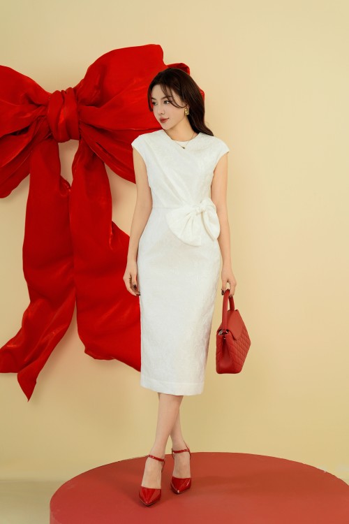 White Bow-tie Brocade Midi Dress