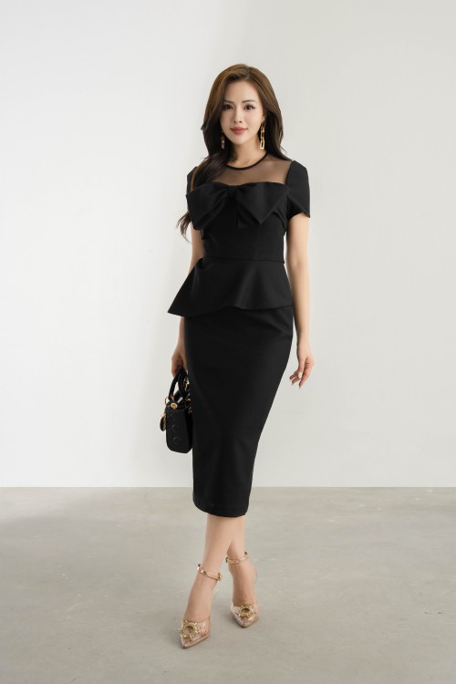 Black Midi Raw Dress With Bowtie