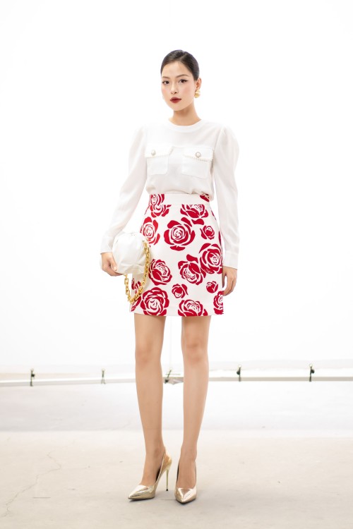 White With Red Rose Mini Raw Skirt