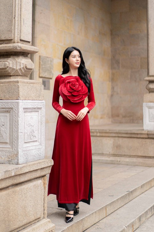 Red 3D Flower Velvet Ao Dai