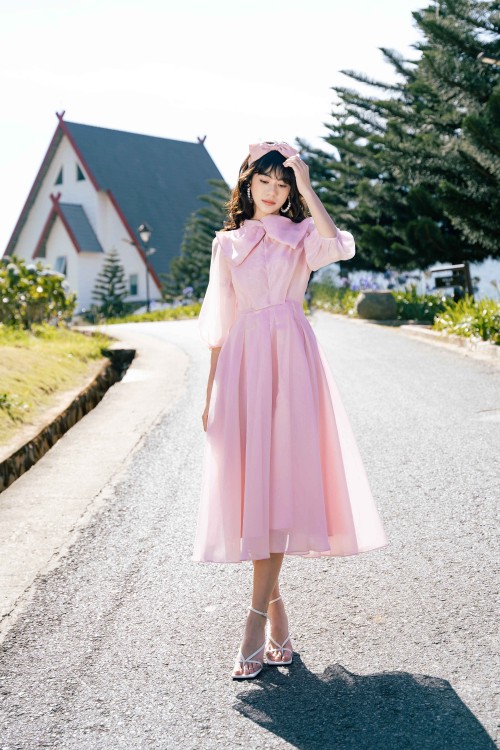 Light Pink Peasant Sleeves Midi Dress