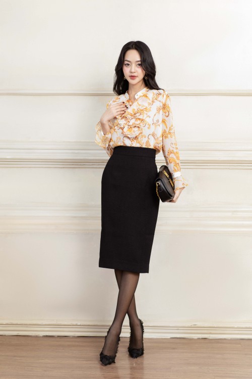 Black Midi Tweed Skirt