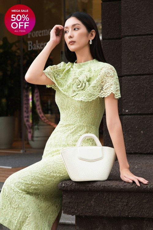 Green nuggets Lace Pencil Dress With Flower