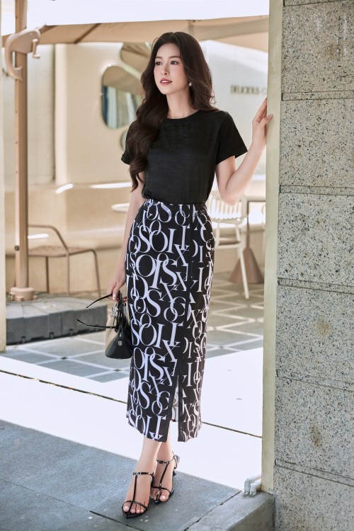 Black Print Pattern Woven Loose Skirt