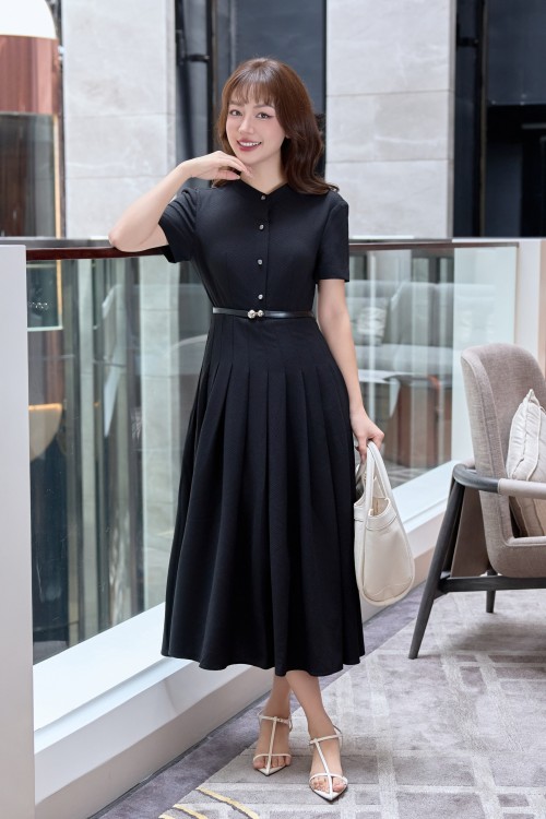 Black Tendy Flared Dress With Belt