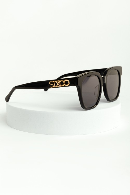 Black Sixdo Classic Sungglasses