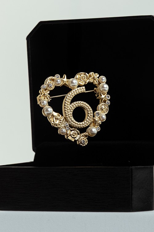 Heart With Numer Six Pearl Brooch