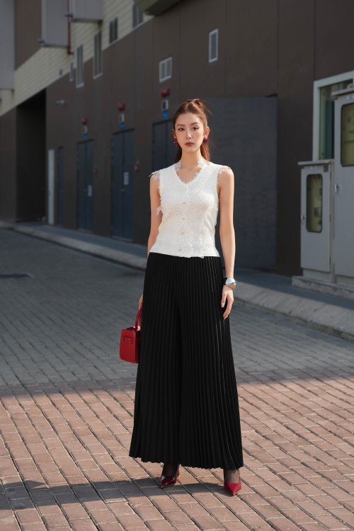 Black Pleated Silk Pants