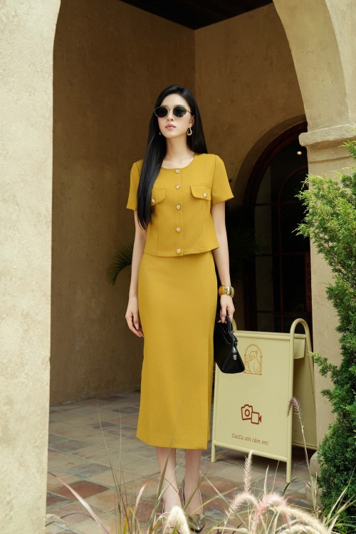Sixdo Dark Yellow Woven Blouse
