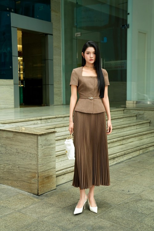 Sixdo Dark Brown Woven Flared Skirt