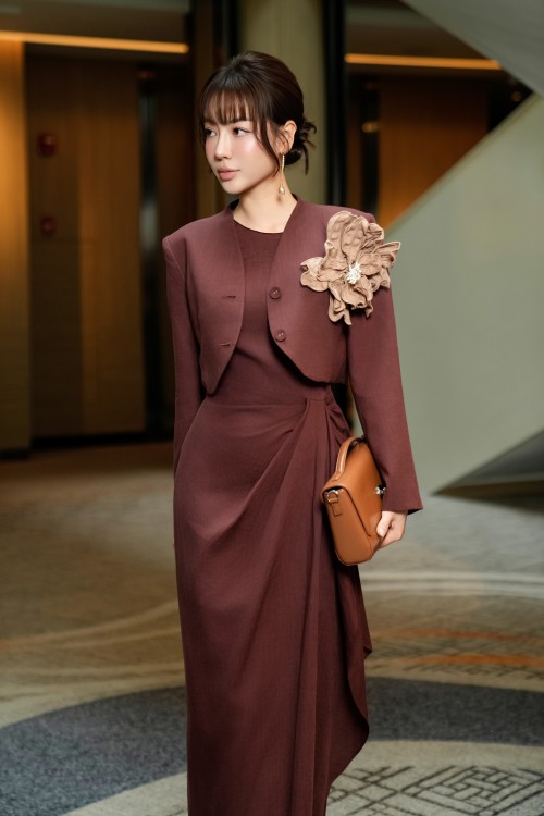 Dark Brown Linen Sarong Dress With Flower