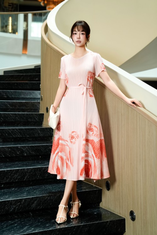 Light Raspberry Floral Woven Loose Dress