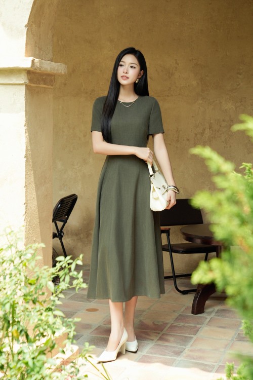 Moss Green Woven Flared Dress