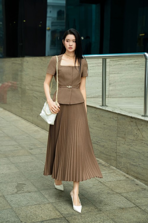 Dark Brown Woven Flared Skirt